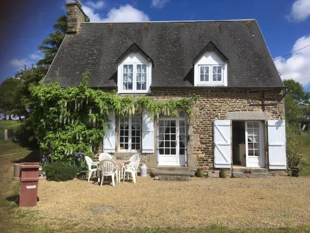 La Chaumiere Villa Sourdeval Bagian luar foto